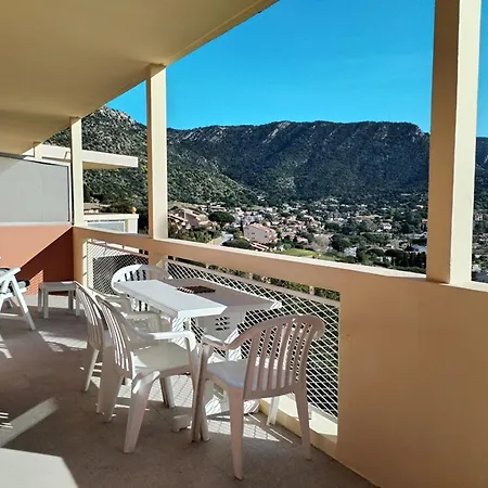 Beau T2 Pour 4 Pers Avec Parking, Vue Au Lavandou - Fr-1-803-37 Apartment *